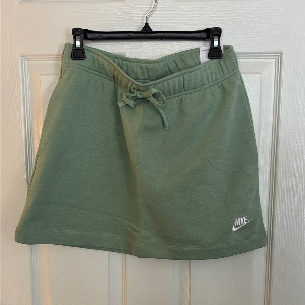 NWT Nike Women's Green Cotton Skirt